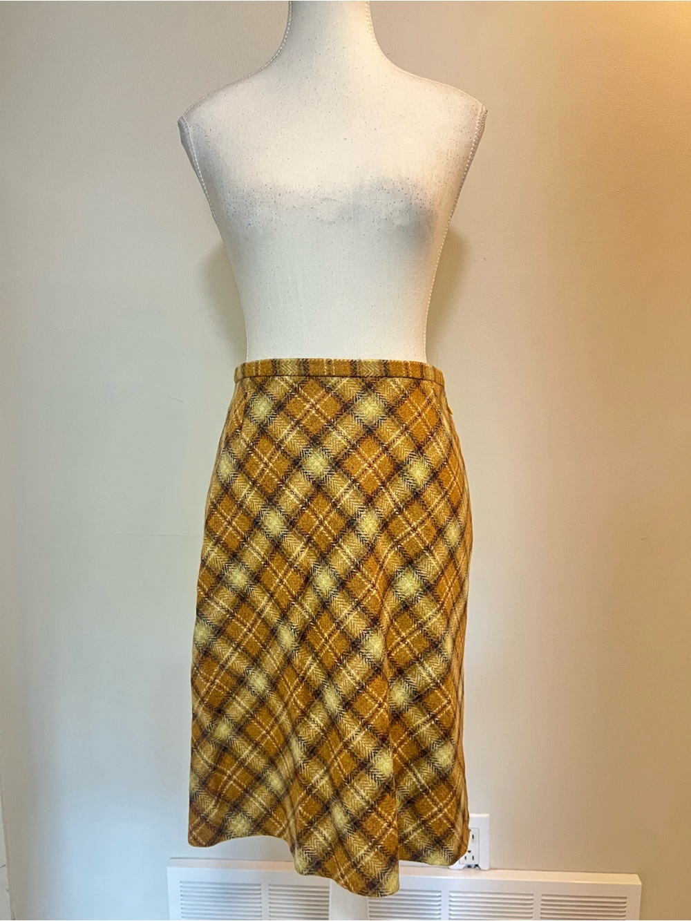 French Connection Yellow Plaid A-Line Skirt 100% wool